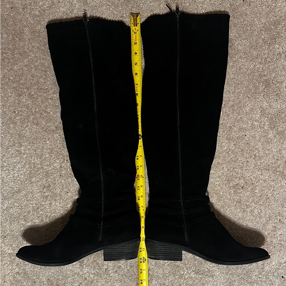 Women's Black Knee-High Boots